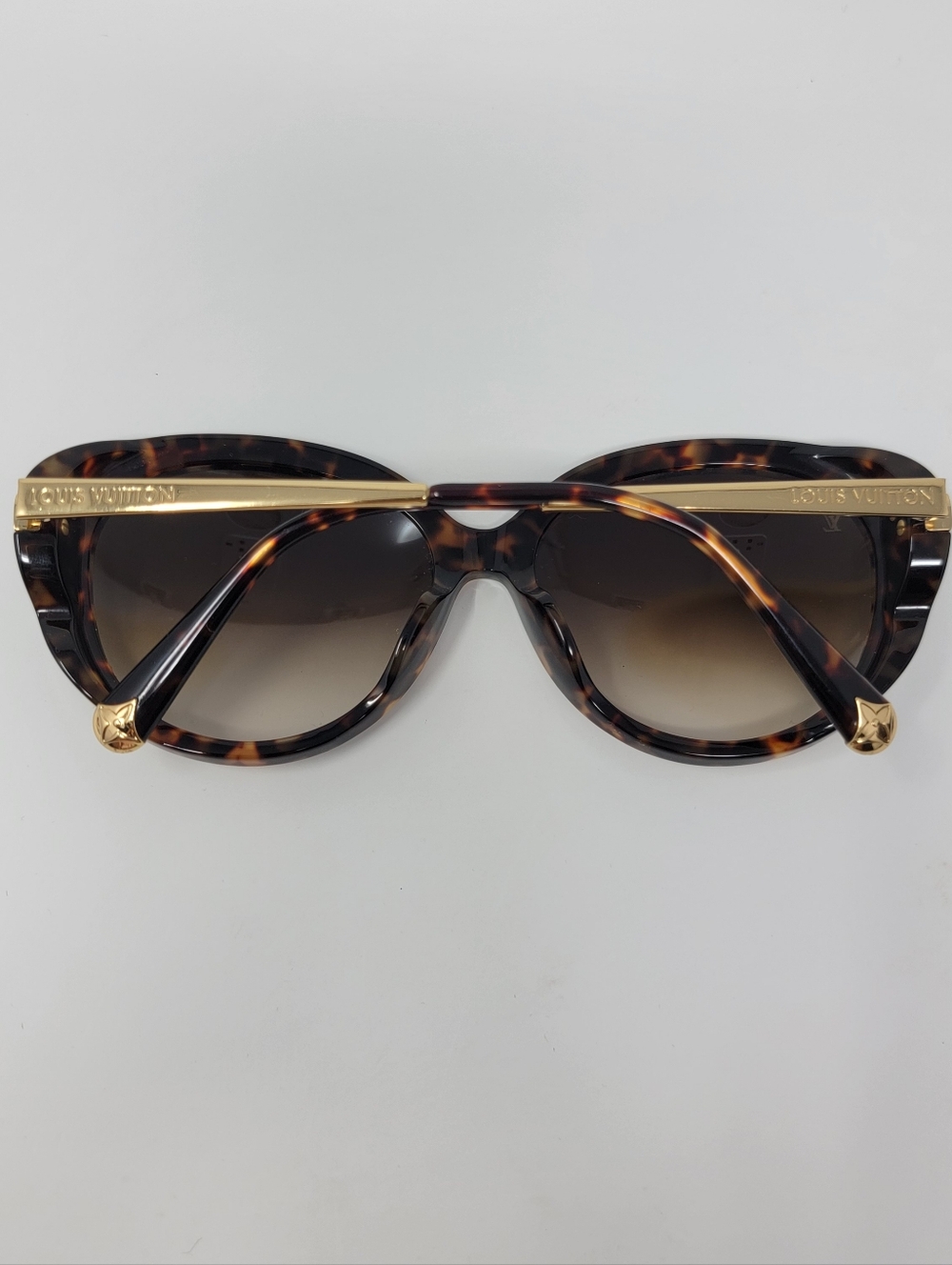 Louis Vuitton 2017 Bluebell Tortoise Gradient Sunglasses 57□16 140 - Picture 9 of 10